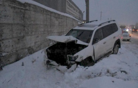Автоавария на Новогайвинской 21 декабря неуправляемый «Лифан» подбил «Ленд Крузер». Погибла женщина